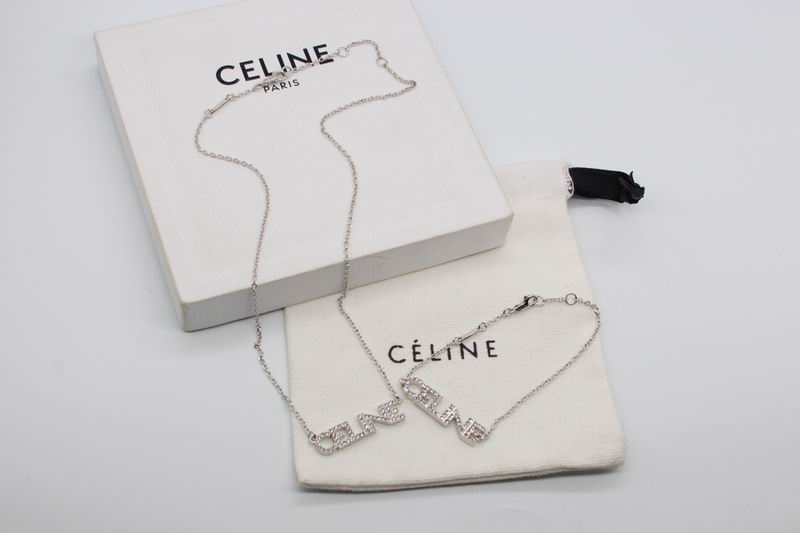 Celine Necklace 04lyr66 (2)